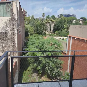 Apartamento Close To The With Free Parking, Badalona
