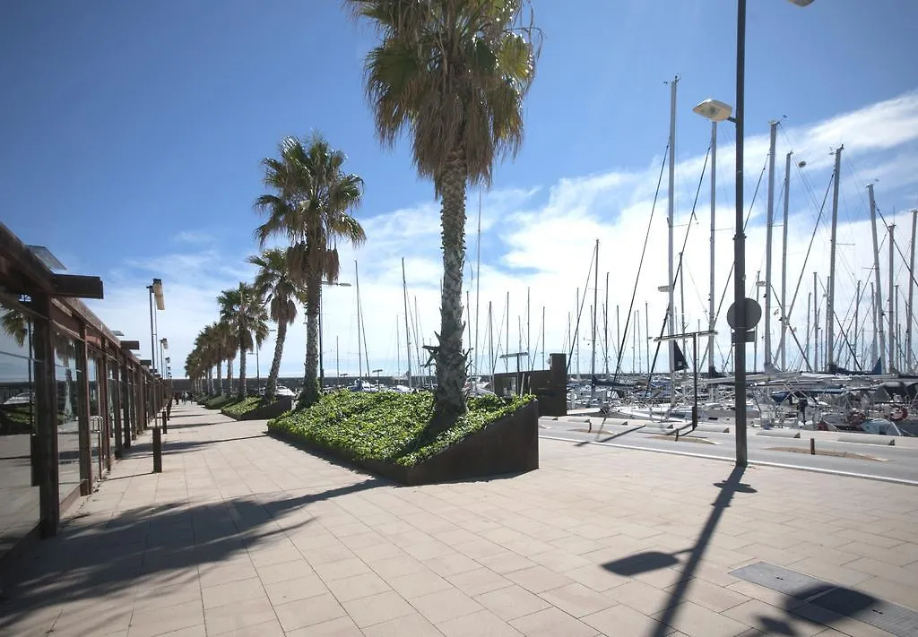 Hostal Badalona Guest house